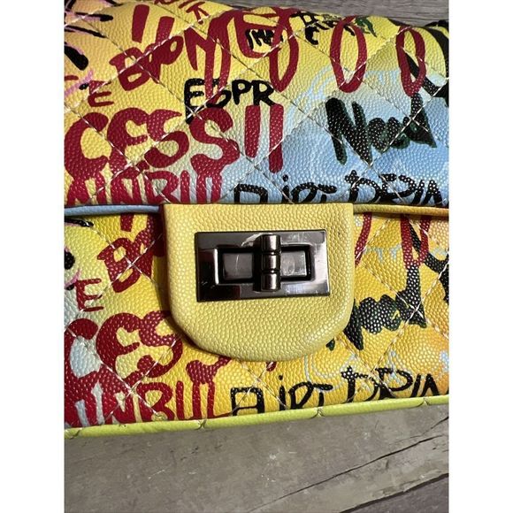 Graffiti Quilted PurseāColorful 10ā - Picture 12 of 14